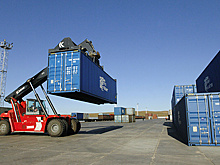 Минтранс считает целесообразной продажу всей доли РЖД в "Трансконтейнере"