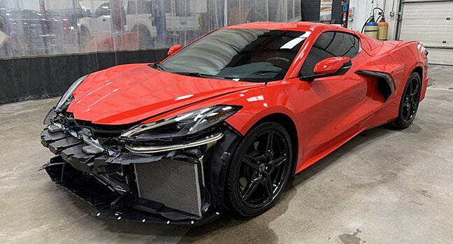 Стоит ли этот спасенный Corvette Stingray 2021 года почти 5,6 млн рублей?