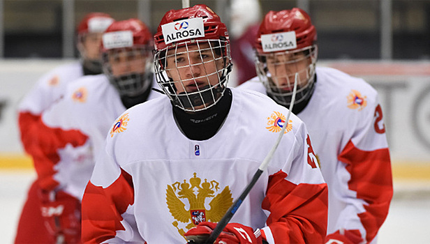 Сборная России переиграла Латвию и одержала вторую победу на ЮЧМ-2019
