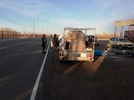 Оренбургские пограничники пресекли попытку ввоза более 300 кг "насвая"