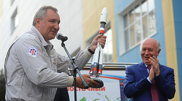 Рогозин оценил испытания США гиперзвуковой ракеты AGM-183 ARRW