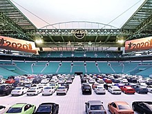 Футбольный стадион превратят в гигантский автокинотеатр