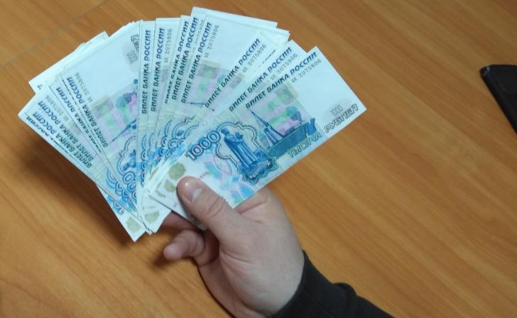 В Курской области средняя зарплата за январь-февраль 2023 года составила 46 тыс.рублей