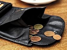 Приставы ошиблись и списали долг с тезки жителя Новосибирска