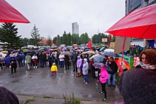 Сотни жителей Краснообска вышли на митинг против политики местной администрации