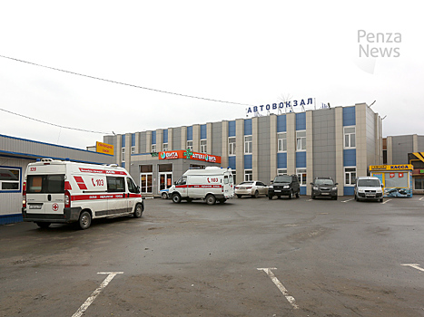Торговые центры и вокзал в Пензе эвакуировали из-за сообщений о минировании