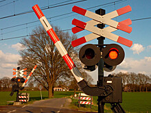 Нарушителей правил железнодорожного переезда могут лишить прав на два года