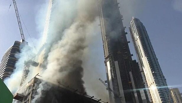 В Дубае пожарный погиб во время тушения пожара в небоскребе