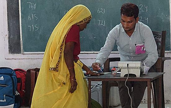 Первый этап голосования на всеобщих парламентских выборах завершился в Индии