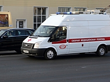 В Омской области парень на мопеде сбил 4-летнюю девочку