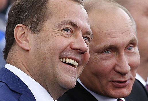Медведева готовят в президенты, правительство Мишустина к отставке - эксперт