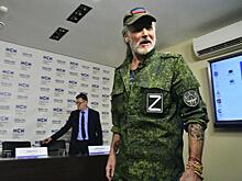 Жена Джигурды показала фото супруга в бронежилете на СВО