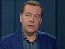 О чем говорил Медведев на встрече с Mail.ru Group и Yandex и в трансляции VKLive: автономный рунет, гендерная дискриминация, оскорбление власти и цифровая экономика