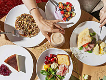 Оладушек за тысячу: рестораны Москвы поразили ценами на завтраки