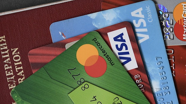 Россиянам установят новый лимит на количество банковских карт