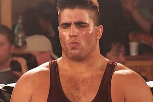 Пионер UFC Вэрлэнс умер от коронавируса