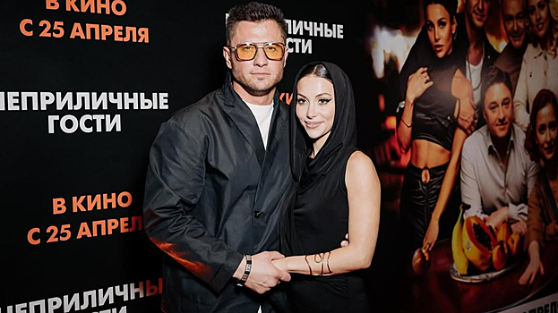 Зепюр Брутян показала, как сын дебютировал в фотосессии вместе с отцом