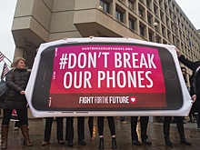 Apple отказалась взломать iPhone по требованию суда