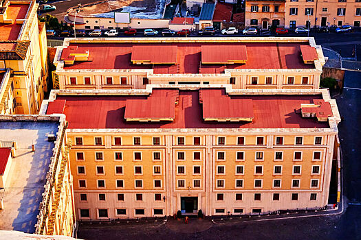 Ватикан передаст в аренду историческое здание и превратит его в отель