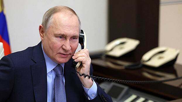 Путин созвонился с девочкой из Горловки, чей шарик он снял с «Елки желаний»