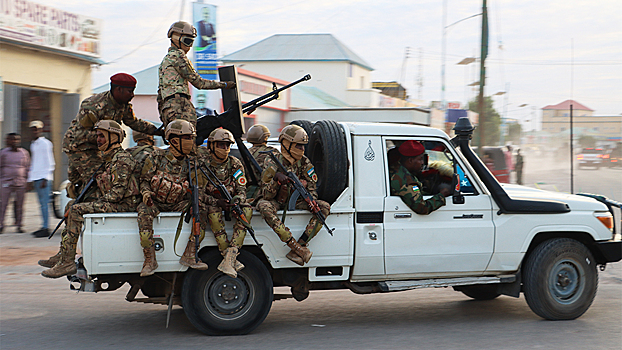 Дворец президента Сомали обстреляли из минометов