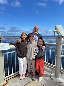 Бывший сити-менеджер Кондрашов опубликовал фото с детьми