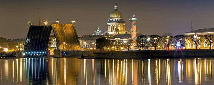 Петербург вошел в топ-3 самых популярных направлений у россиян для перелетов в апреле