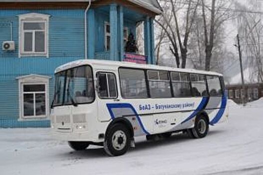Жителям Богучан подарили утеплённый автобус