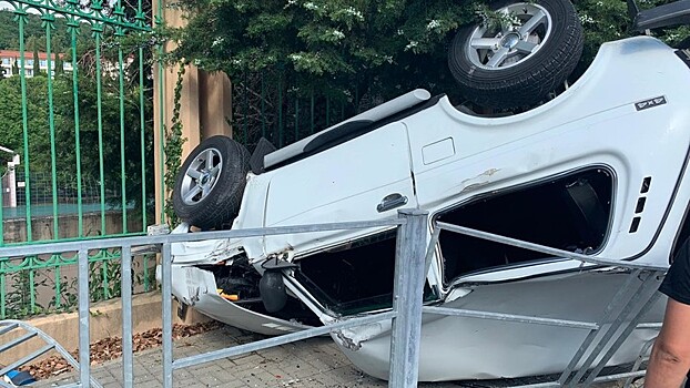 В Сочи арестовали водителя по делу о ДТП с тремя погибшими