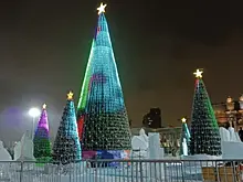 В Самаре на площади Куйбышева открылся новогодний комплекс