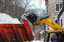 Более 12 тысяч кубометров снега вывезено с территории района Савёлки с начала зимы