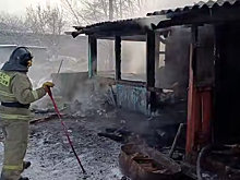 В Красноярском крае ребенок не выжил во время пожара в частном доме