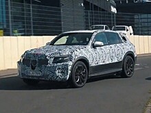 Mercedes-Benz выпустил электрокроссовер EQ C в Нюрбургринг