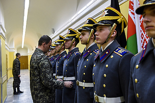 Кадетам‑выпускникам в Москве пожелали стремиться к высоким целям
