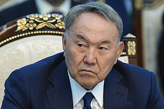 Назарбаев: кириллический алфавит исказил казахский язык