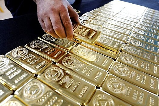 Центробанк РФ нарасти запасы золота в резервах в июне на 0,85%