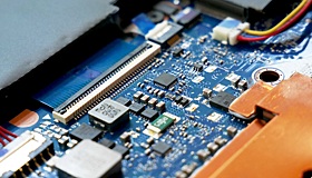 В США оценят риски использования Китаем технологии производства чипов RISC-V