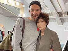 Сын народной артистки России построил себе комнату для обуви