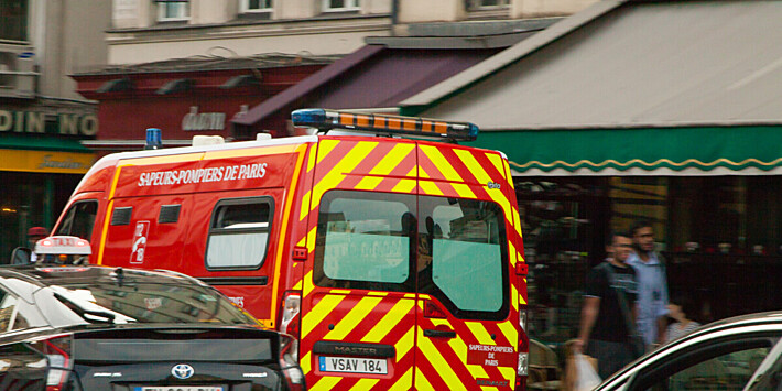 Мужчина, совершивший нападение на Северном вокзале Парижа, помещен под стражу