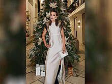 Блогерша Айза раскритиковала цену на платье Собчак за $116 тысяч