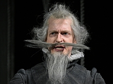 «Отказался от желанной победы»: Актер Илья Козырев о «Дон Кихоте» в МХТ