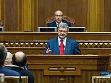 Закон об «агентах влияния России»: Порошенко под выборы зачищает Украину