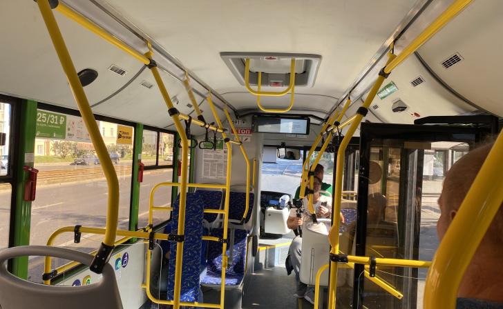 Проверка выявила 4 неработающих кондиционера в курском общественном транспорте