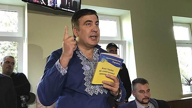 Саакашвили становится большой проблемой Киева