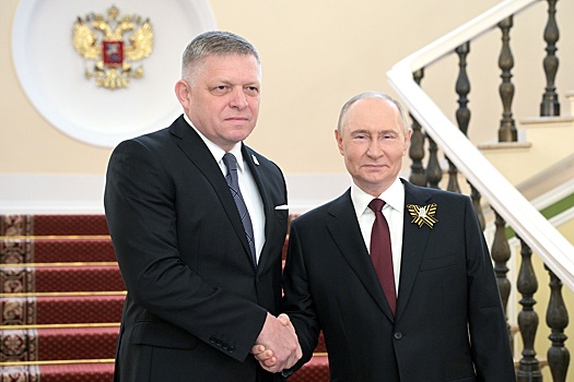 Песков назвал актом героизма визит Фицо и Вучича на 9 мая в Москву