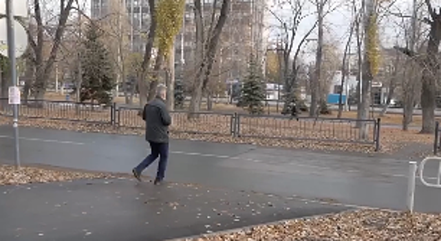 Тротуары у всех объектов соцсферы Саратова будут отремонтированы