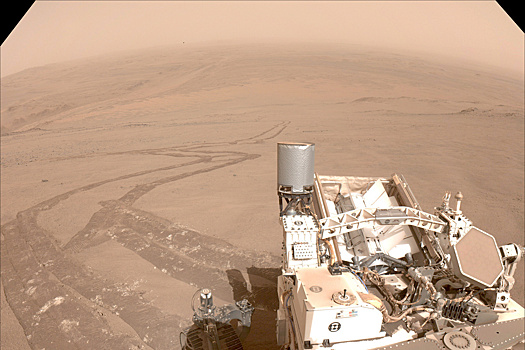 "Марсианских" живых существ повстречали на дне земного кратера