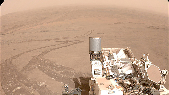 "Марсианских" живых существ повстречали на дне земного кратера