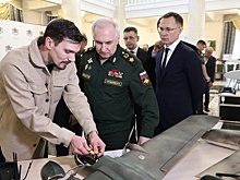 Горемыкин посетил выставку БПЛА в Ульяновской области с губернатором