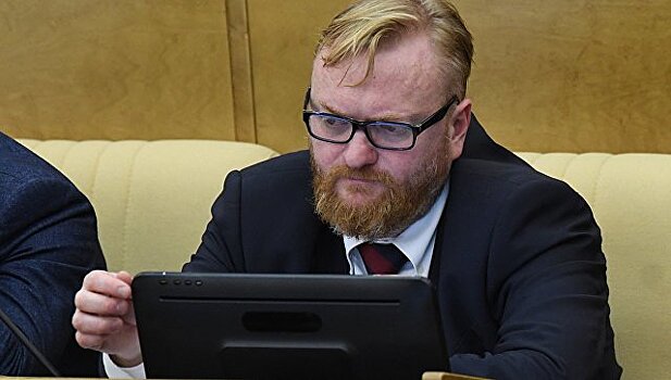 Милонов вновь внесет законопроект об ограничениях на регистрацию в соцсетях